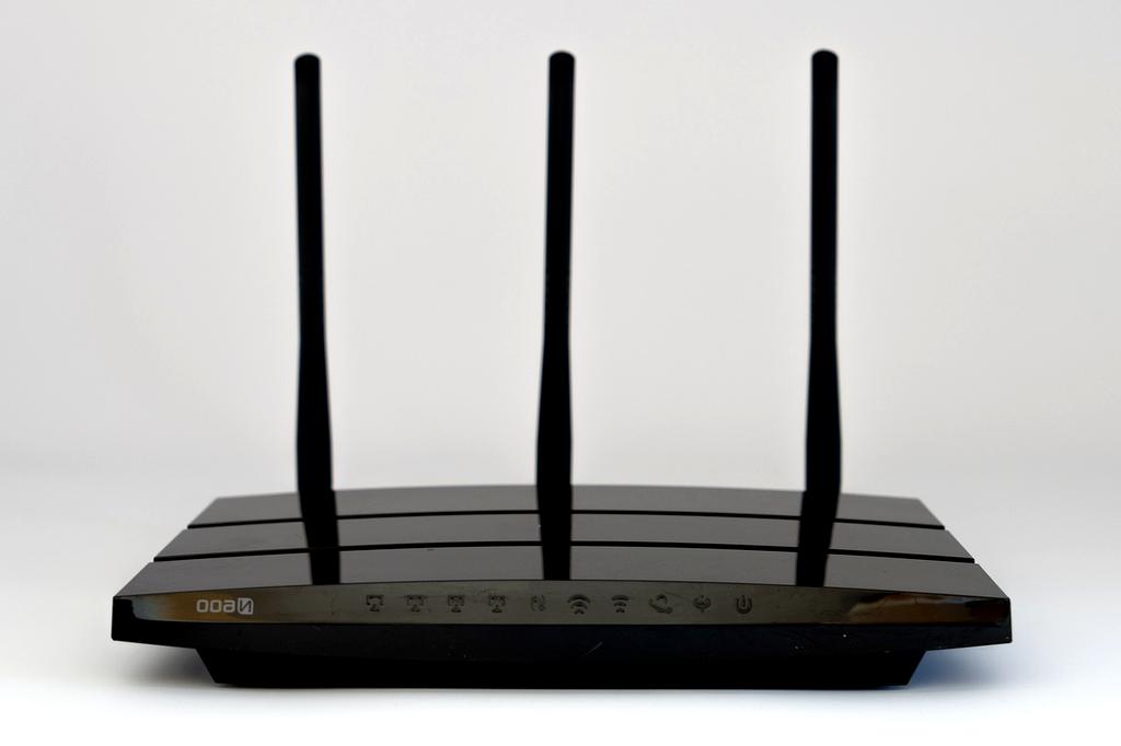 Paper plane icon for submission